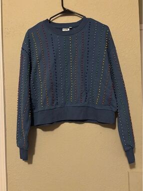 Queen of Hearts Medium Blue Sweatshirt with Multicolor Studs